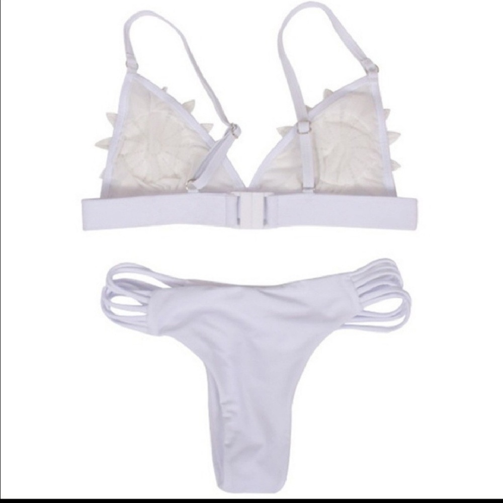 Triangle Mesh Top & Strappy Brazillian Bottom Suit - Picture 5 of 7